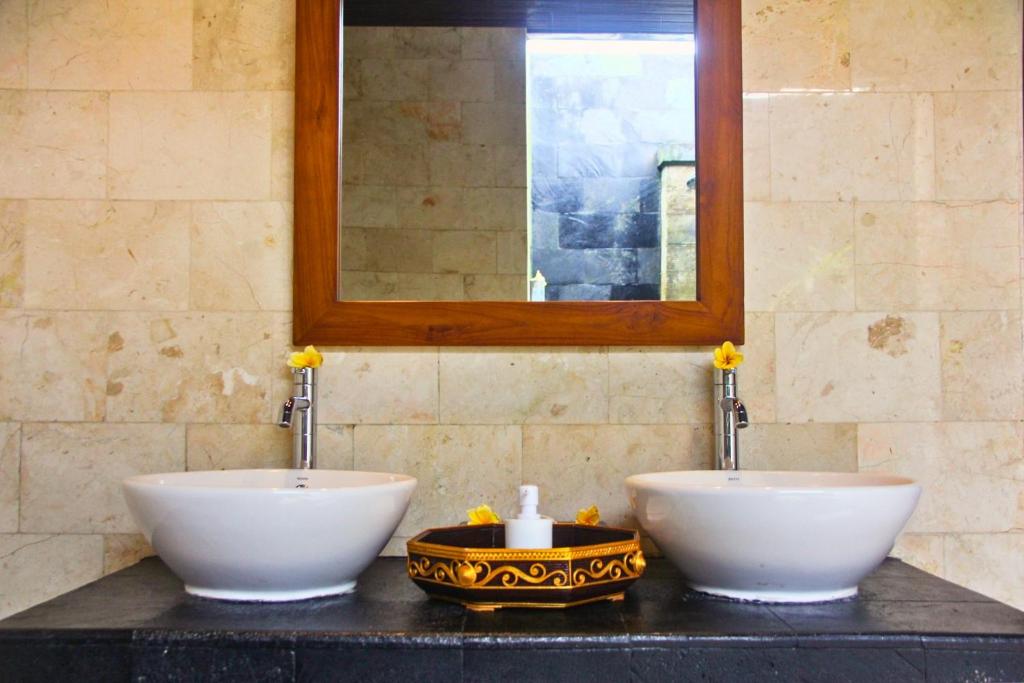 Villa Pastiny Santy Sidemen - 14