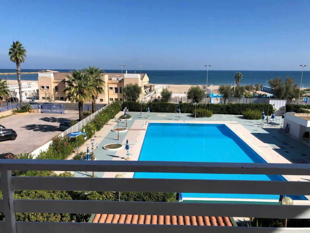 Πισίνα στο ή κοντά στο Residence regina Elena U3