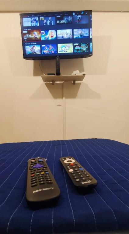 TV a/nebo společenská místnost v ubytování Casa Esmeralda