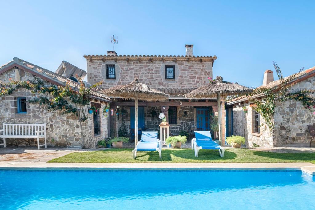 Πισίνα στο ή κοντά στο Casas Alfonso y Laura