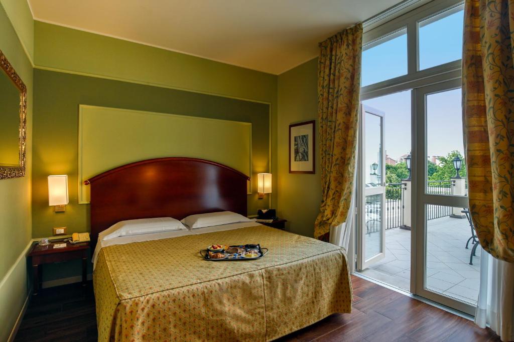 
Deluxe Double or Twin Room with Balcony
