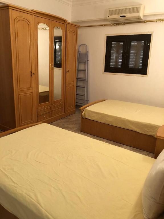 Postel nebo postele na pokoji v ubytování Stunning Seaview Apartment for rent- Prime Location