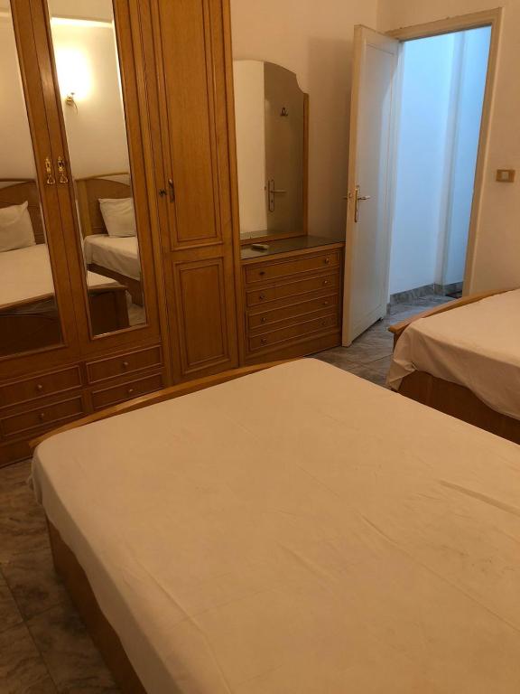 Postel nebo postele na pokoji v ubytování Stunning Seaview Apartment for rent- Prime Location