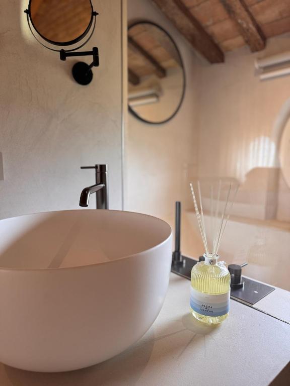 Koupelna v ubytování Relais La Colombaia