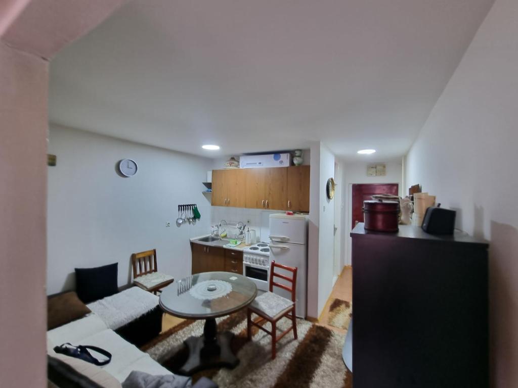 Φωτογραφία από το άλμπουμ του Kenny σε Ζένιτσα