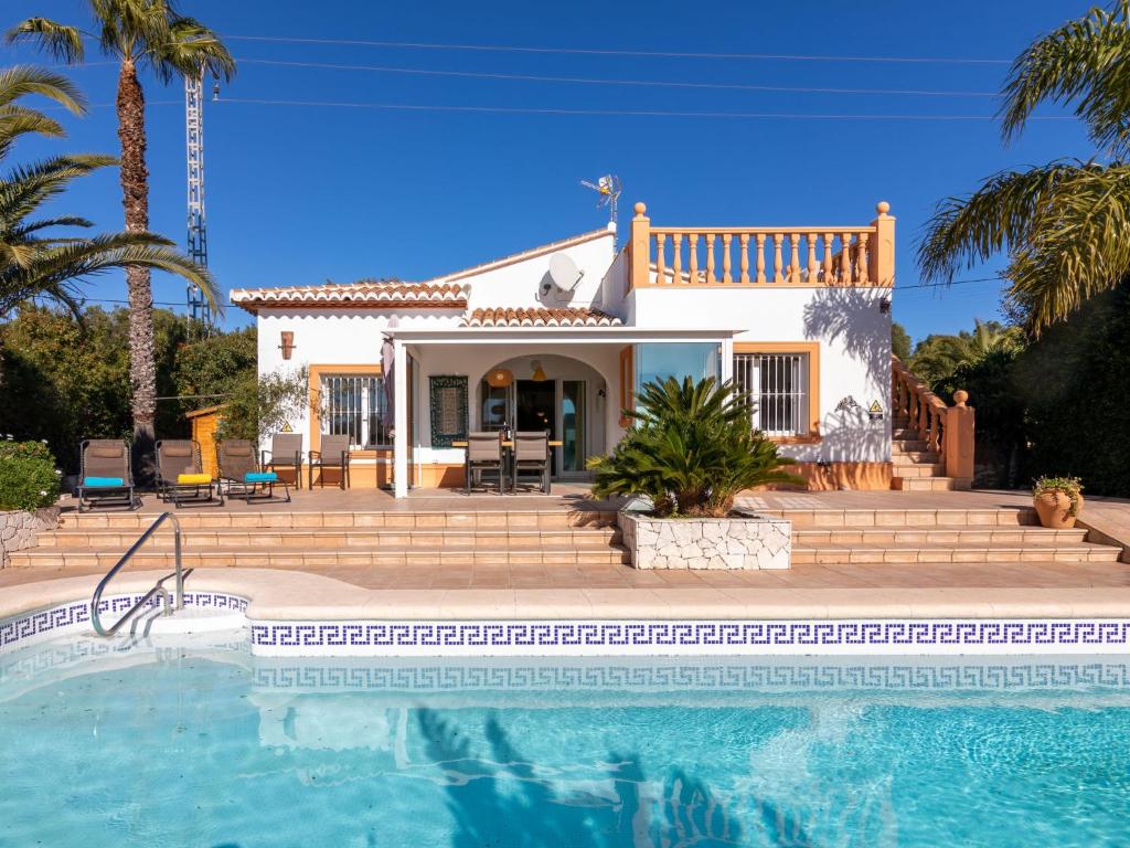 Holiday Home Harmony by Interhome