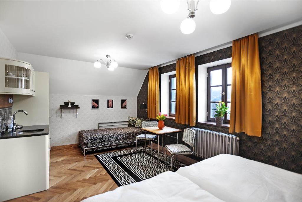 Postel nebo postele na pokoji v ubytování Authentic Apartment hotel