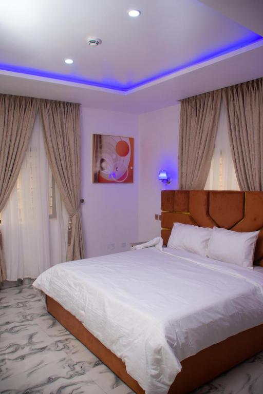Foto dalla galleria di LINTOC HOTEL & SUITES a Enugu