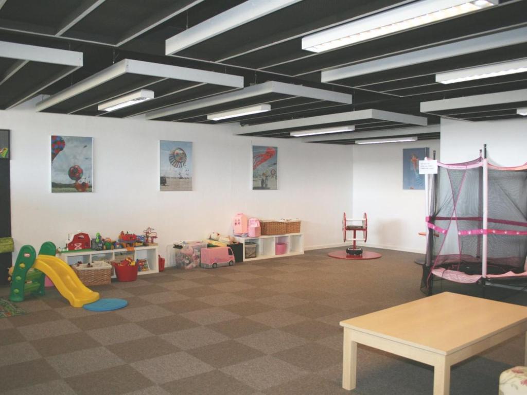 Dětský klub v ubytování Apartment Mijat - 50m from the sea by Interhome