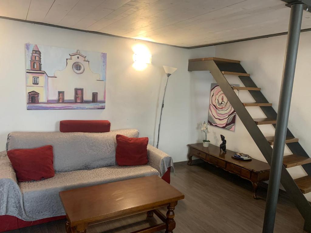 Część wypoczynkowa w obiekcie Art Apartment Santo Spirito Matteo