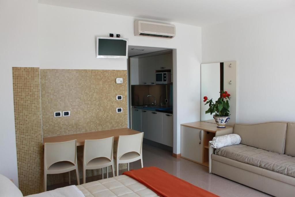 Residence Ada - Studio With Balcony