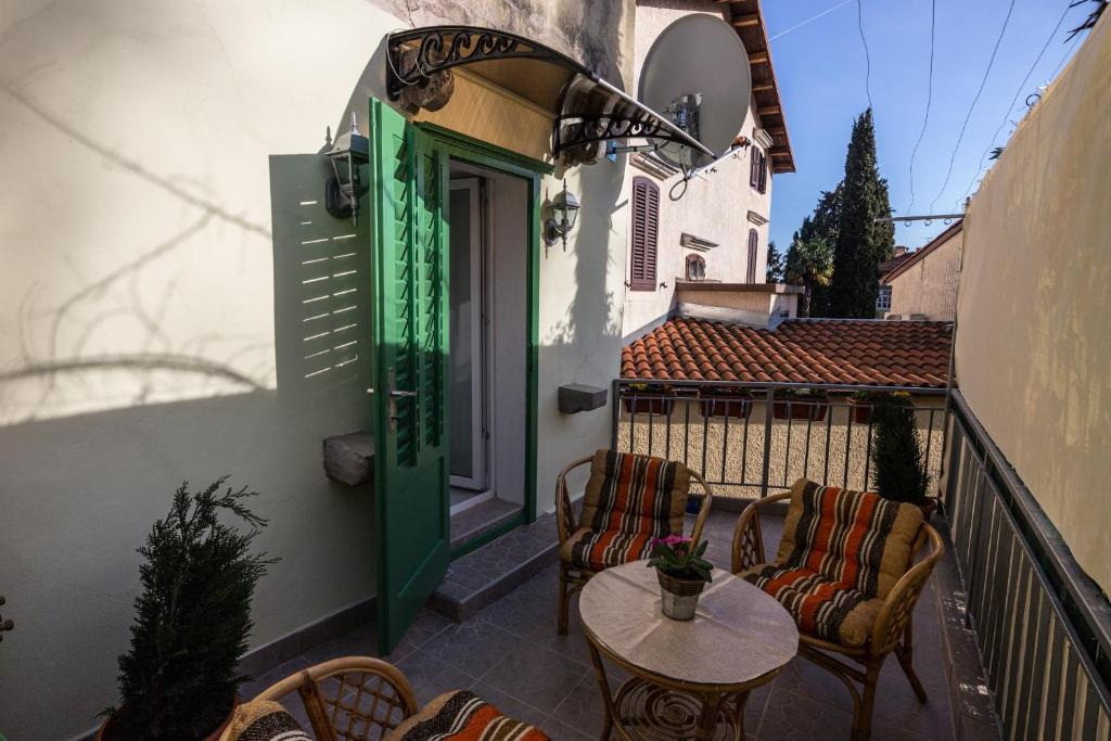 Balkon lub taras w obiekcie Apartman Đurđica