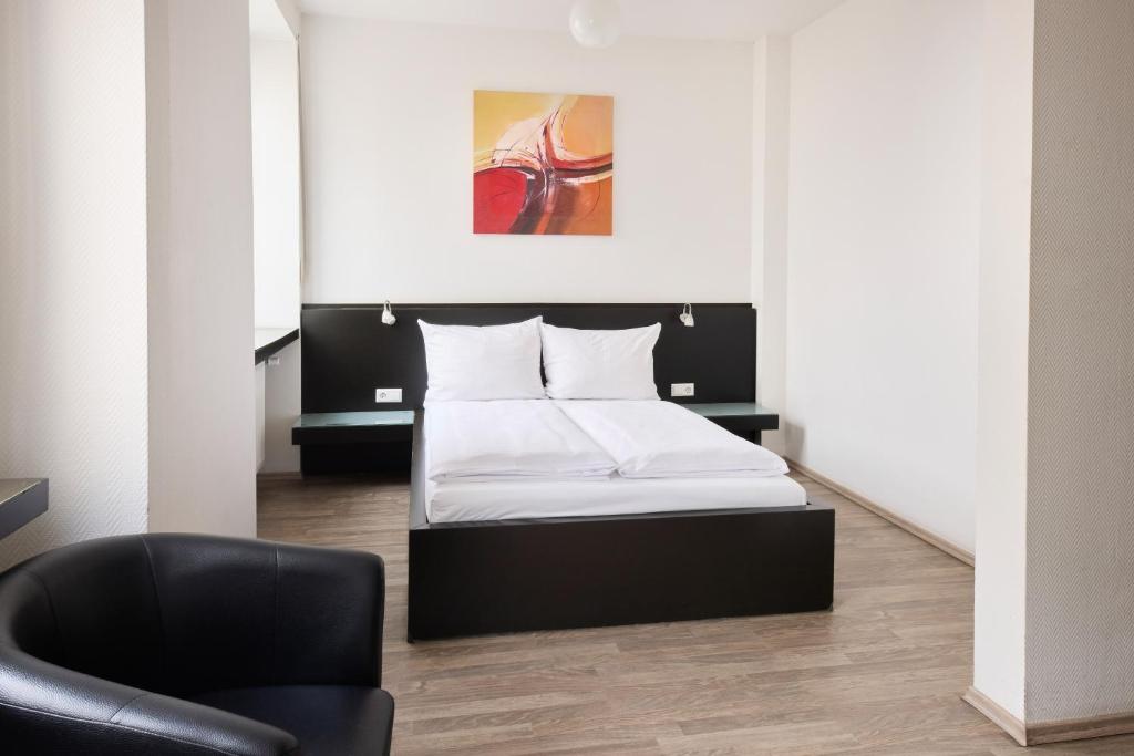 Hotel Villa-Bassermann, stilvoll, 2 Min zum Schloss, schnelles WLAN & Parkplatz
