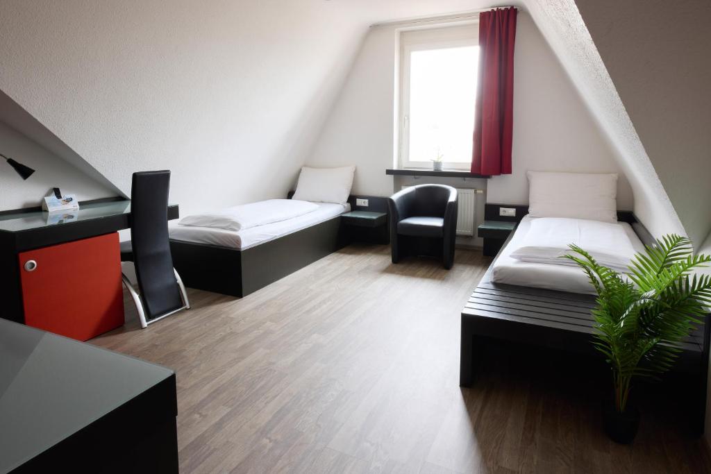 Hotel Villa-Bassermann, stilvoll, 2 Min zum Schloss, schnelles WLAN & Parkplatz - Double Or Twin Room