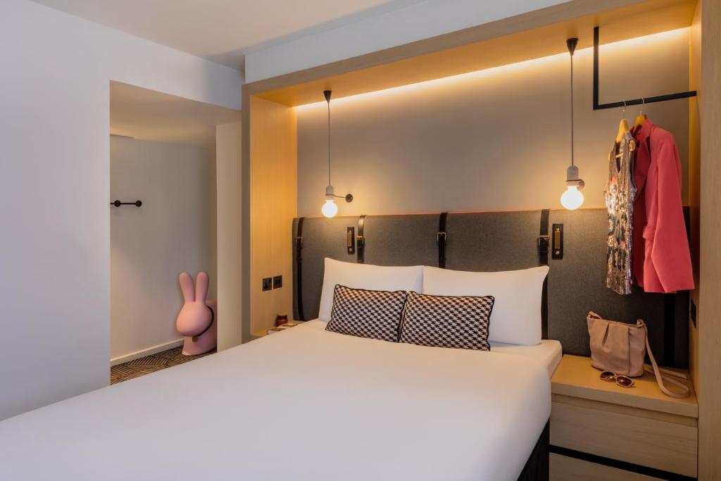 Assembly Leicester Square - Resim 9