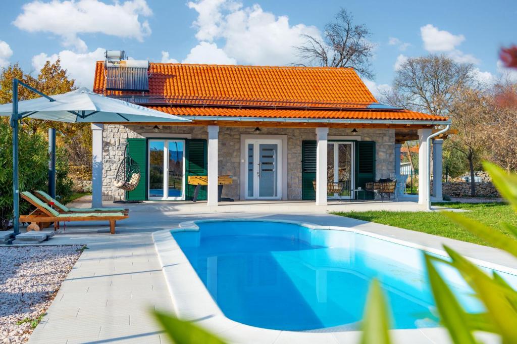 Villa Bajadera - Villa