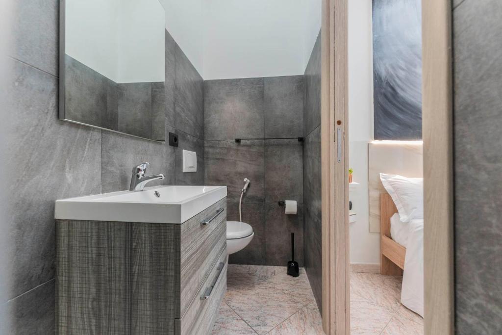 Fioravanti Apartments - San Luca Suite & Genesis House, A pochi passi dalla stazione, vicino al cuore di Bologna - Resim 27