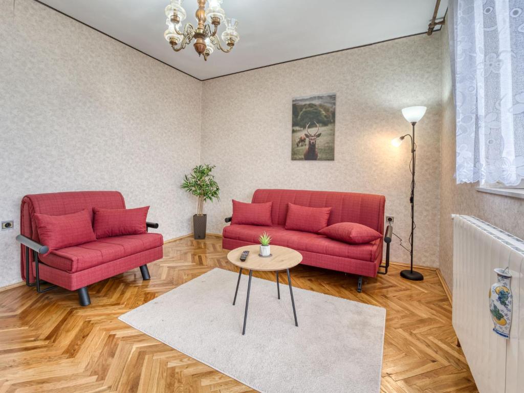 Posezení v ubytování Apartment Maklen-2 by Interhome