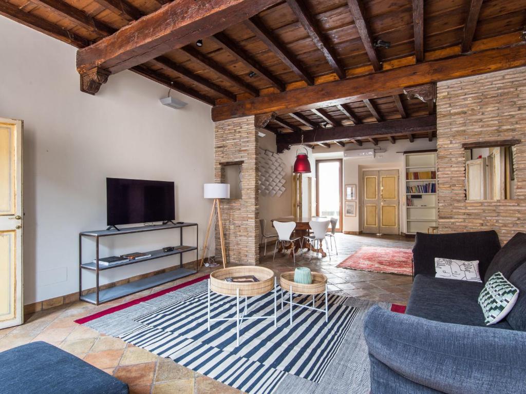Apartment Pantheon View by Interhome