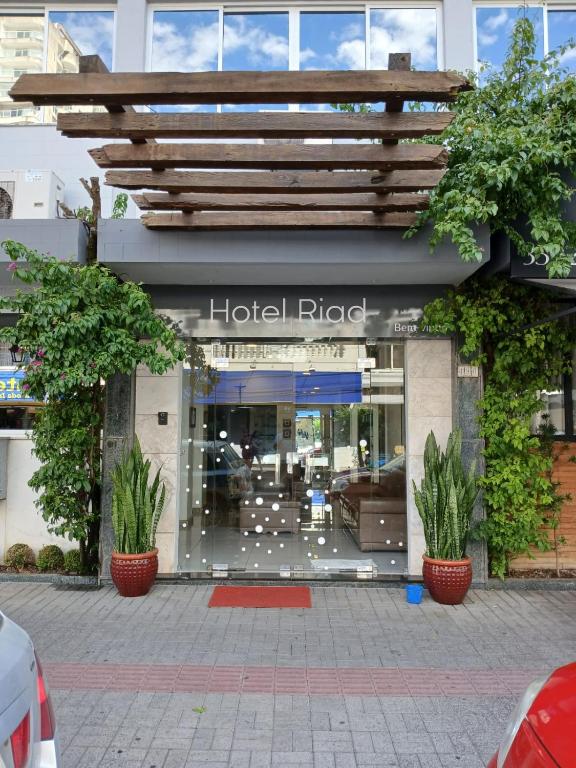 Budova, kde se hotel nachází