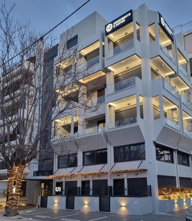 10 Apartments & Suites Athens - Resim 2