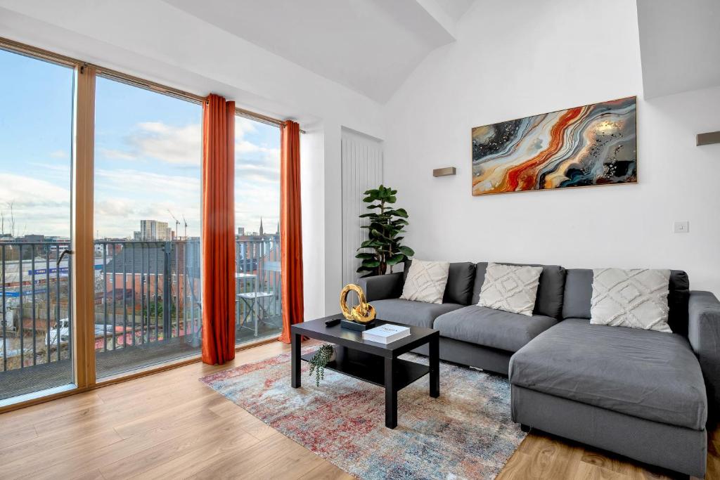 Luxury Waterfront Property With Free Parking, Coventry (updated prices ...