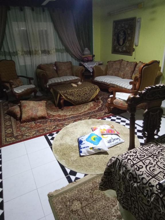 Ruang duduk di فندق القاضي