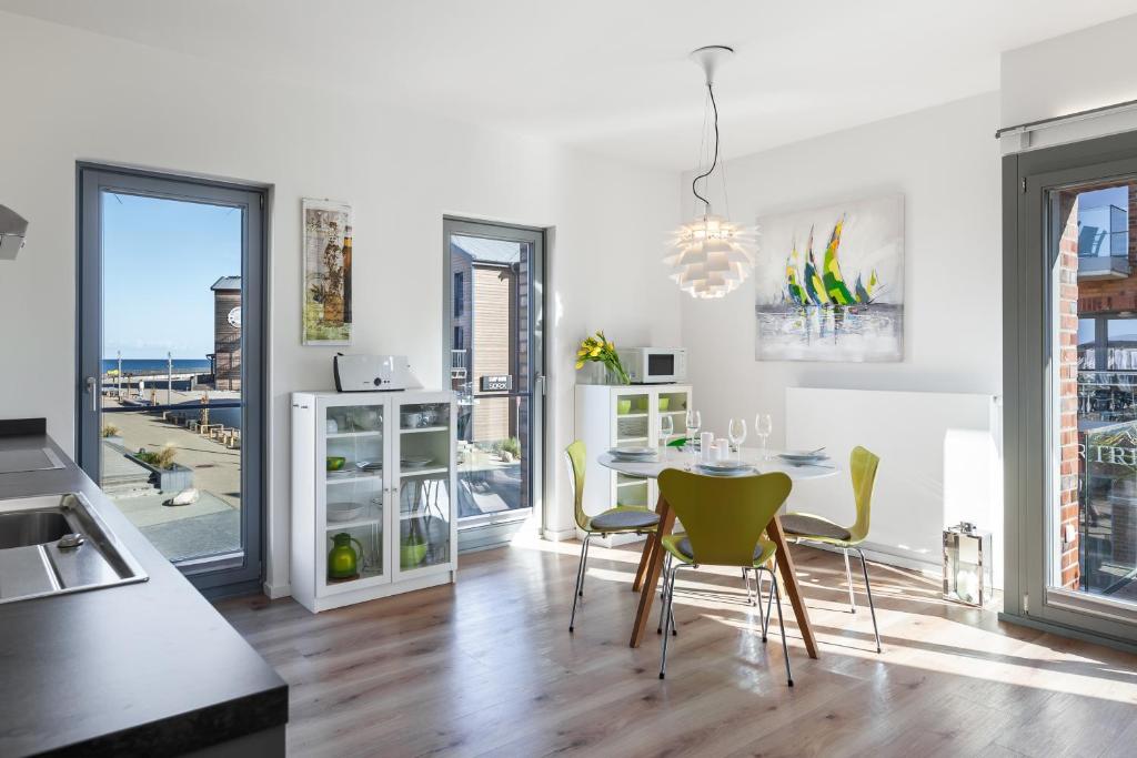 Φωτογραφία από το άλμπουμ του Ostsee - Appartement Nr 61 "Seebrise" im Strand Resort σε Heiligenhafen