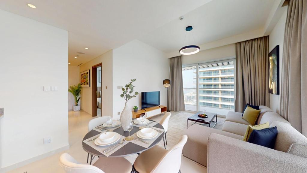 لابی و فضای عمومی Grand Bleu - Luxurious One Bedroom with Sea View - تصویر ۵