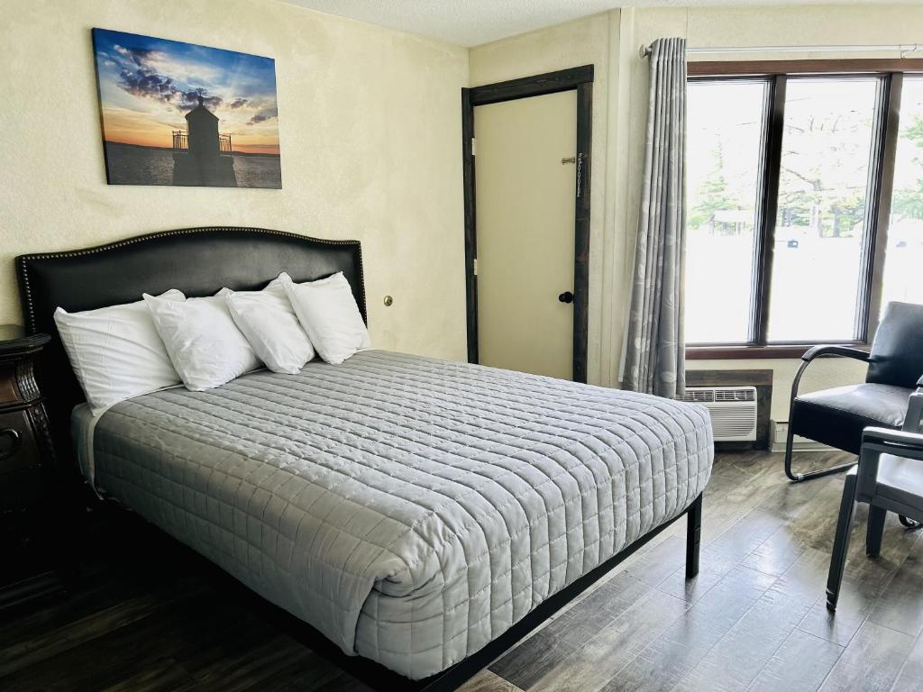 Silver Sands Hotel & Resort photo