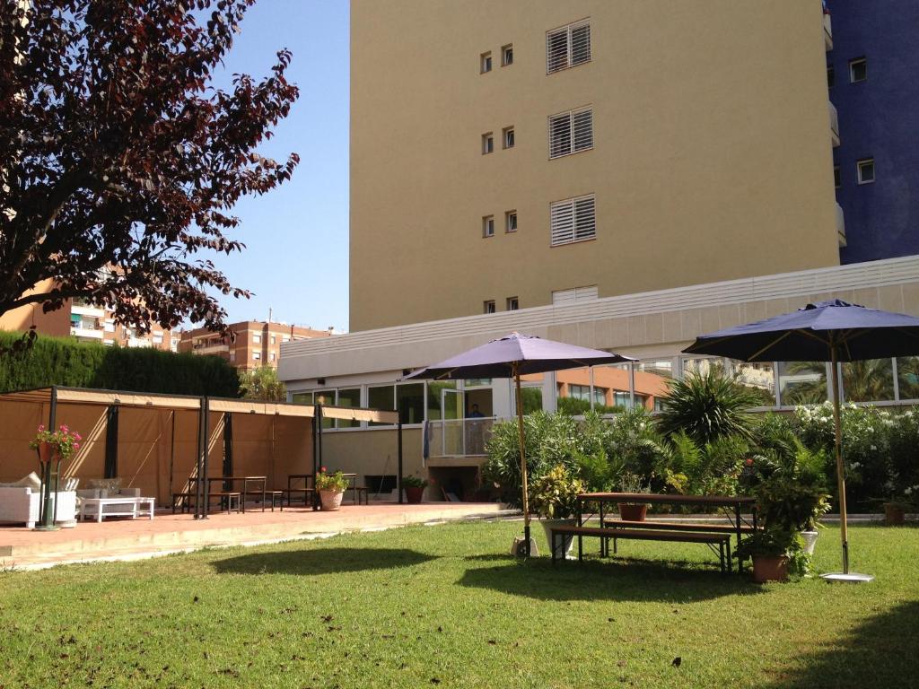 Gallery image of Estrella de Mar Youth Hostel in Calella