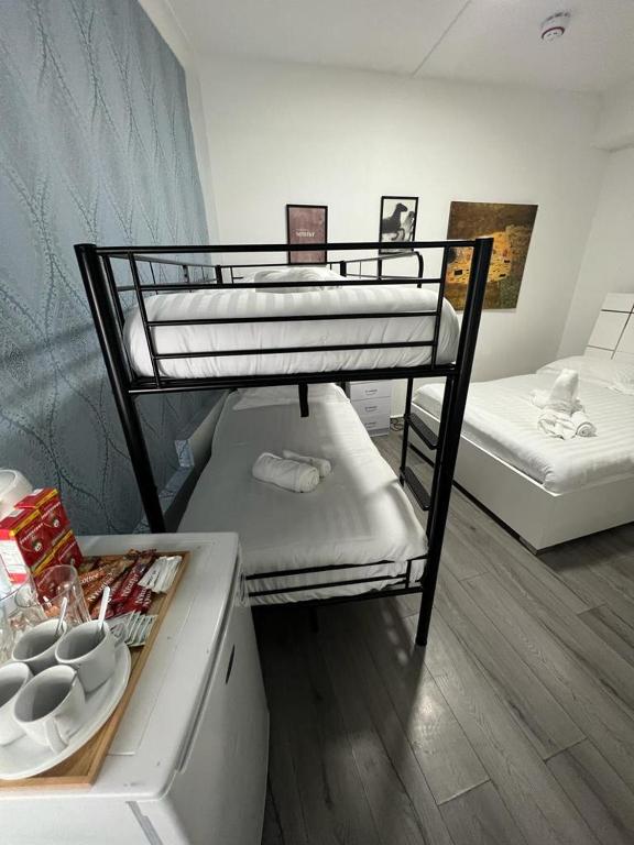 Postel nebo postele na pokoji v ubytování Diana Hotel