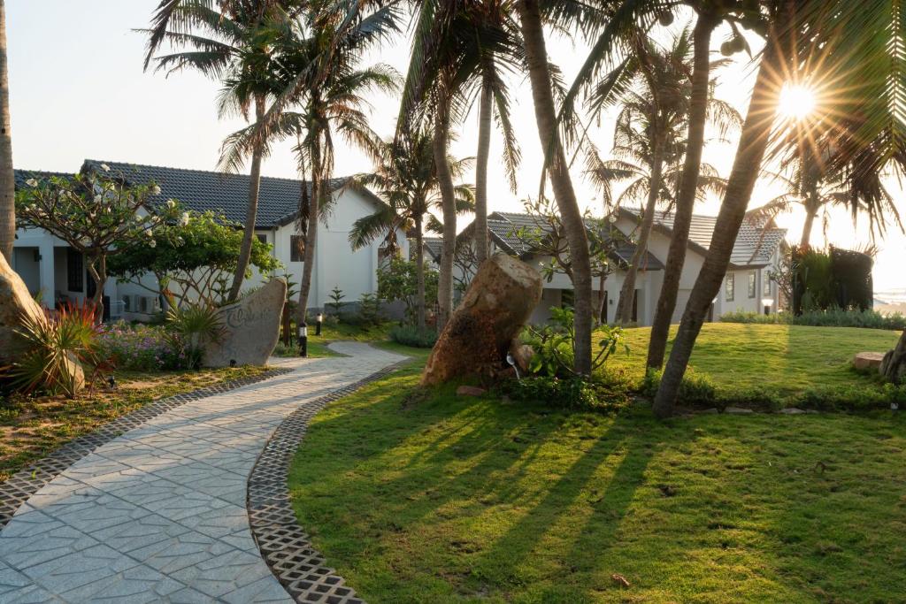 Bungalow Nhìn Ra Vườn