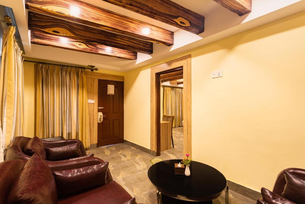 Posezení v ubytování Hotel Seven Limited