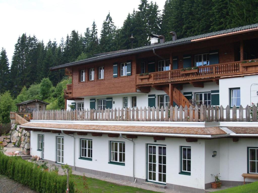 Budova, v ktorej sa apartmán nachádza