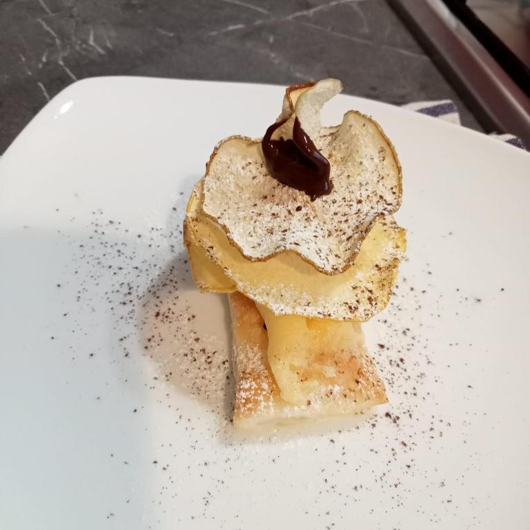 SANTINO'S HOUSE - 11