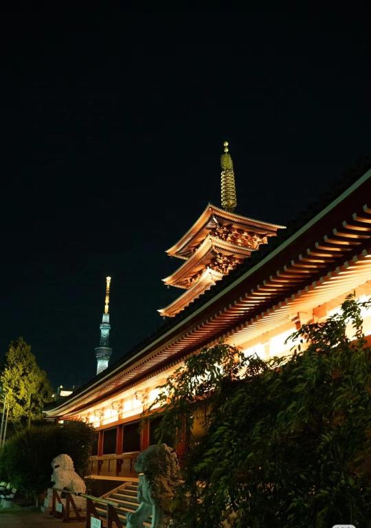 Asakusa Temple Detached BuildingZhujia Inn 2-8 people3 min walk to Asakusa Temple Skytree Ueno within walking distanceDirect access to Ginza, Shibuya, Shinjuku by subway