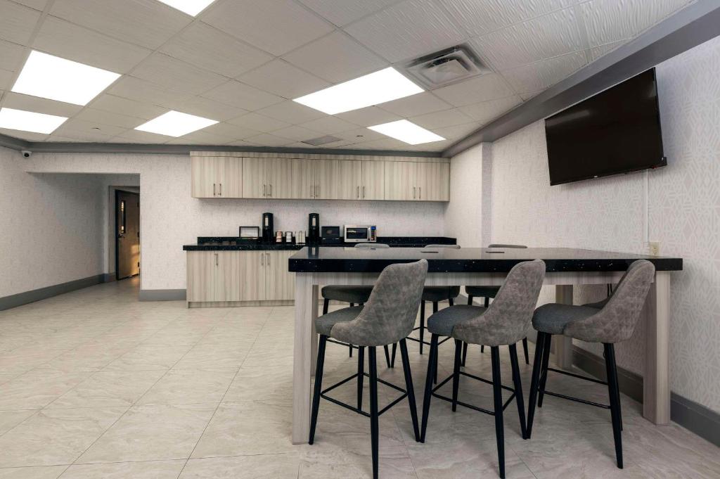 Kuchyň nebo kuchyňský kout v ubytování Comfort Hotel