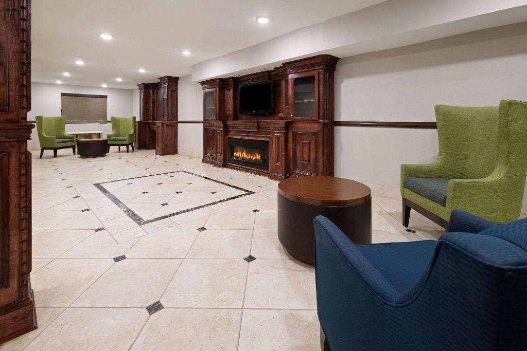 Days Inn by Wyndham Jackson Downtown photo