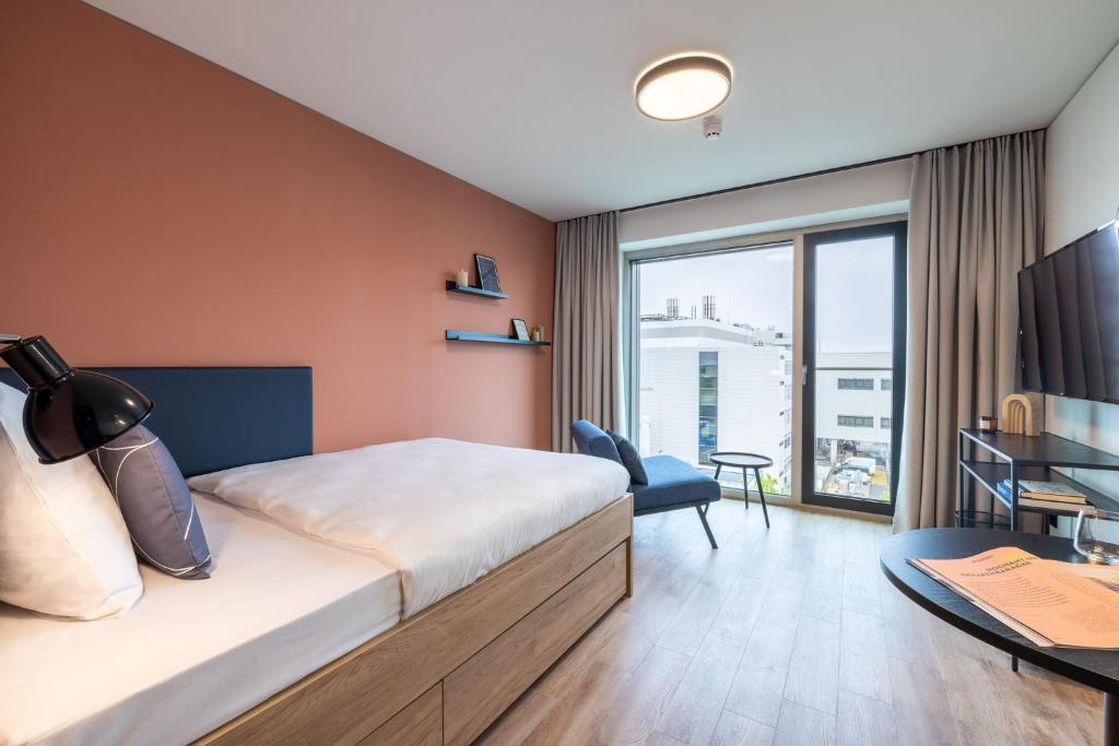 The Base Munich - Resim 34