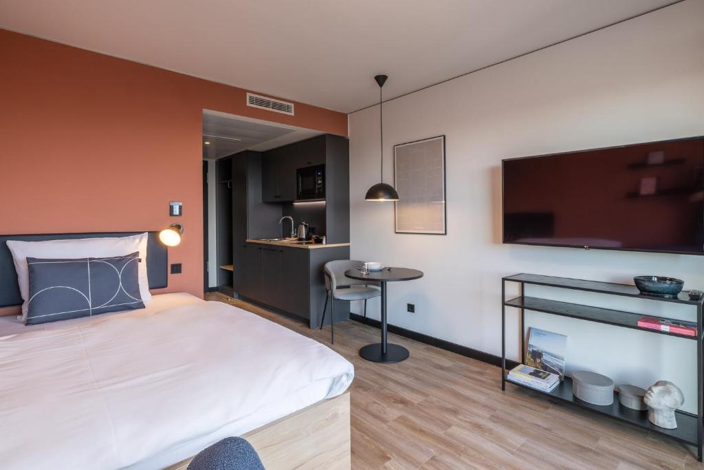 The Base Munich - Resim 40