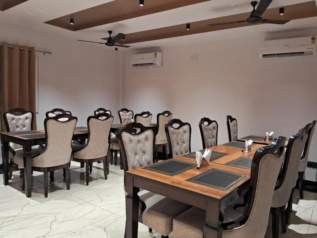 Fotografie z fotogalerie ubytování Emerald Suites v destinaci Greater Noida