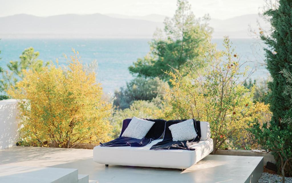 Luxury Residences With Private Patios photo