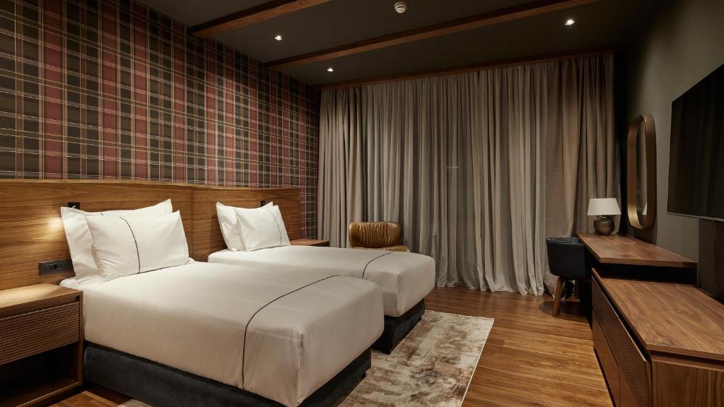 
Two Bedroom Executive Suite Large Terrace
