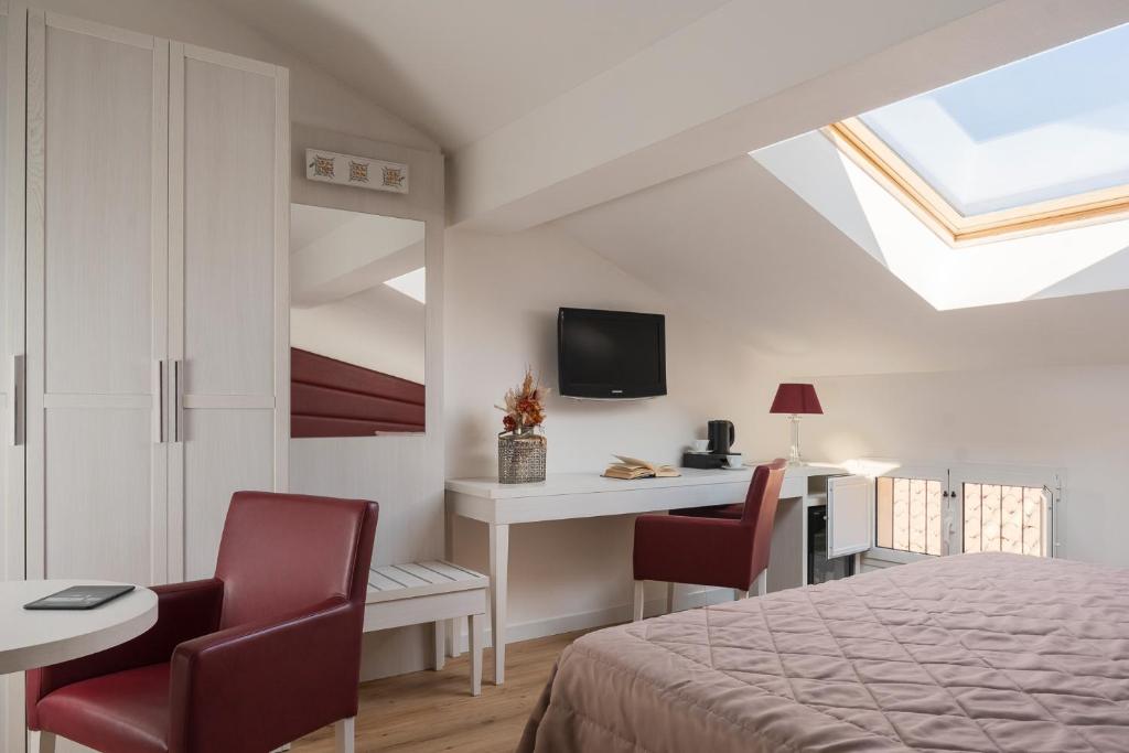 Albergo Rossini 1936 - Small & Charming - Resim 43