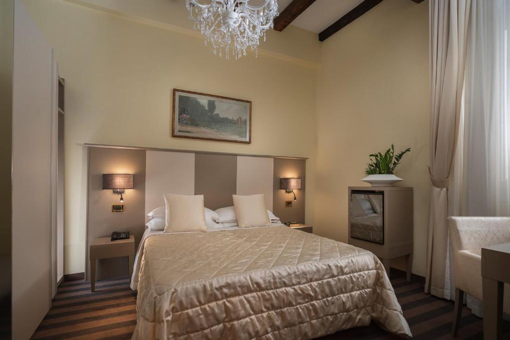 Albergo Rossini 1936 - Small & Charming - Resim 30