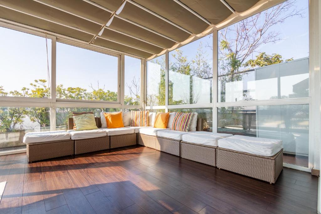 Posedenie v ubytovaní attico con terrazzo navigli bocconi - NavigliApartments