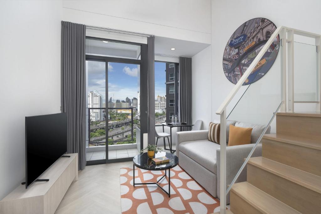 
Premier Studio Duplex Queen
