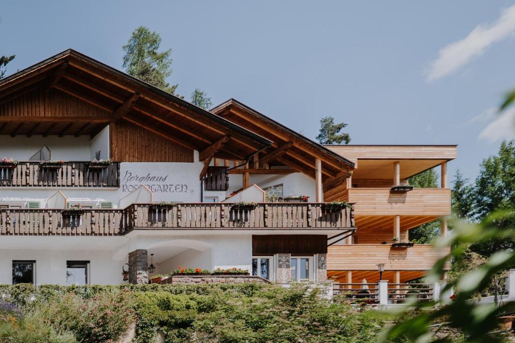 Balkón nebo terasa v ubytování Hotel Berghaus Rosengarten