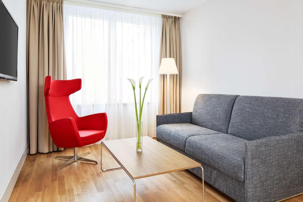 NH Collection Hamburg City - Resim 20